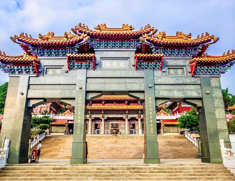 文武廟は中国北朝宮殿式の建築が採用されて