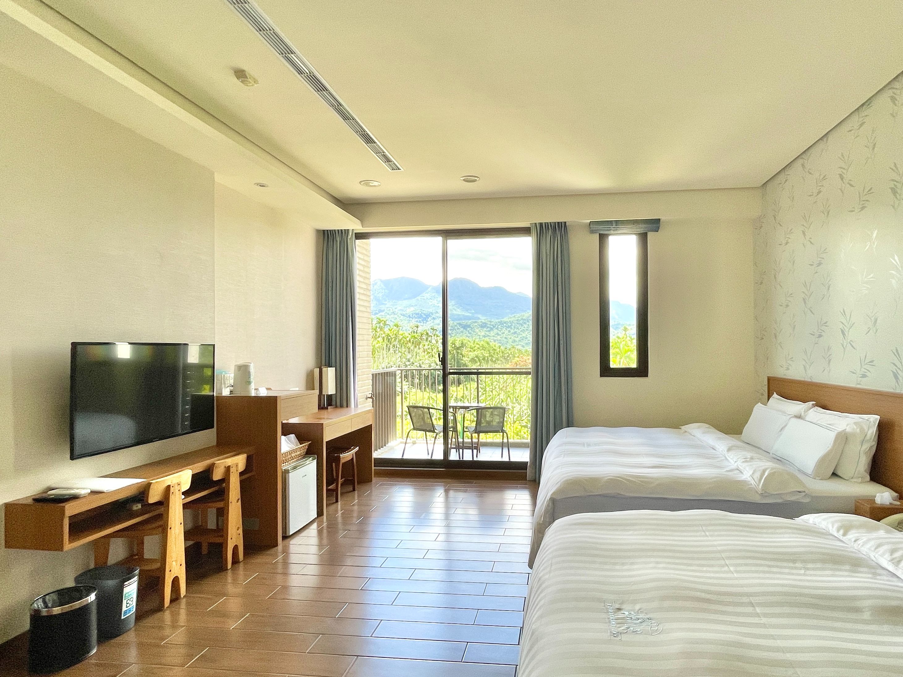 Lunch and Overnight Stay at Footprint Inn