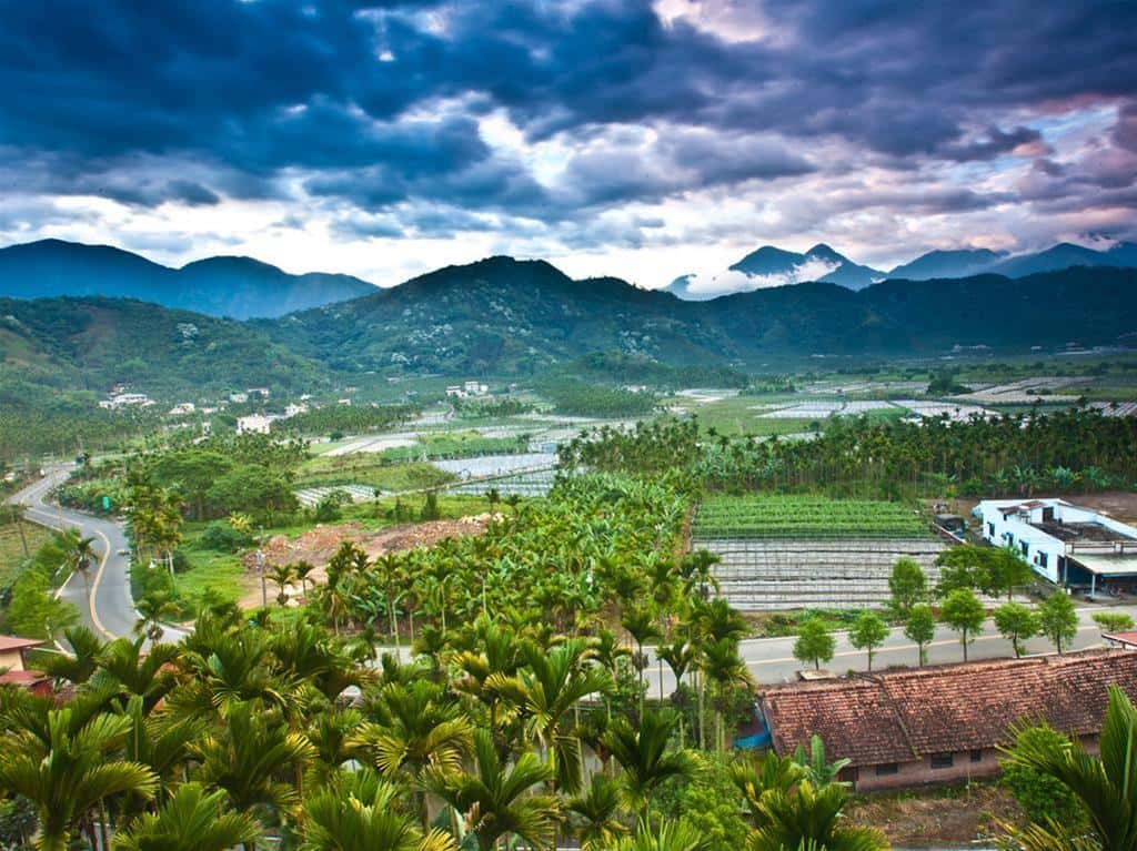 The view of  the Toushe Basin.