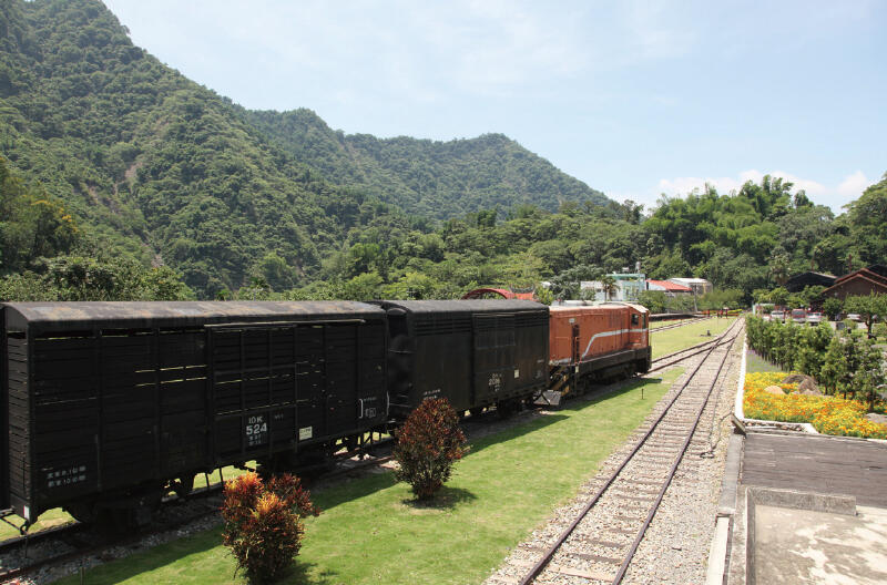 Checheng is a rustic little village close to Mingtan Reservoir.