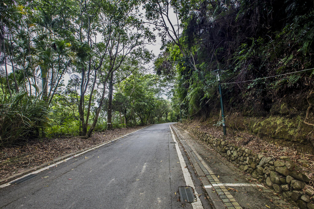 It is 560m long in length and connected with the Jhongming Bike Path