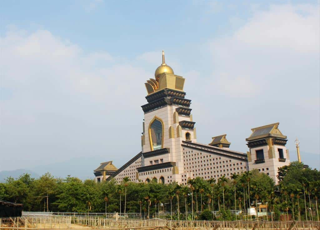 Chung Tai Chan Monastery