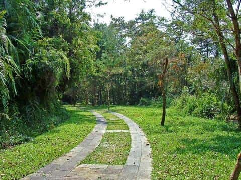 Songbolun Hiking Trail