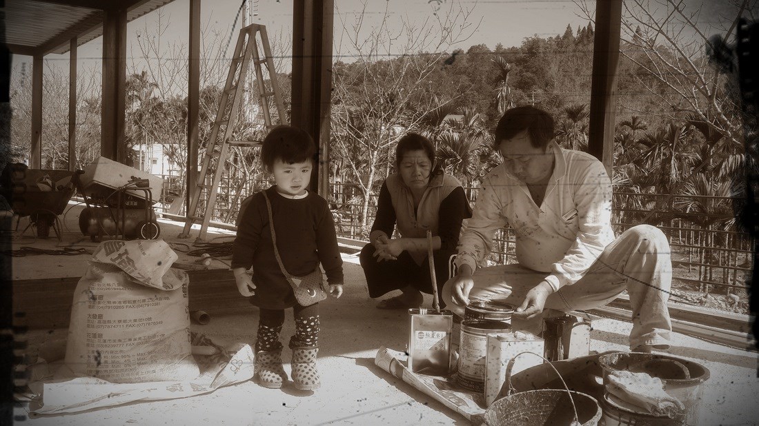 The owner family spent a whole year to build this restaurant. 