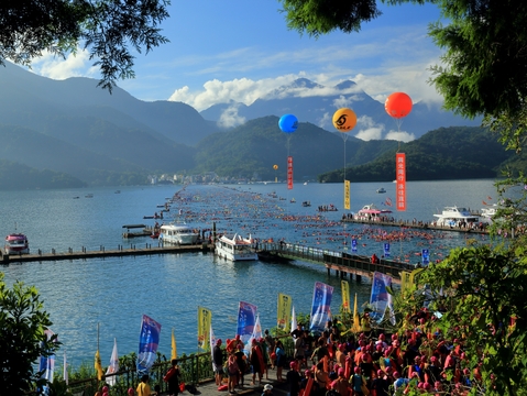 日月潭遠泳大会