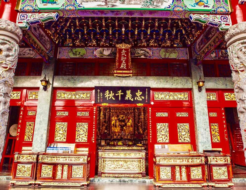 文武廟大成殿は台湾全土で唯一正門を開いている孔子廟です