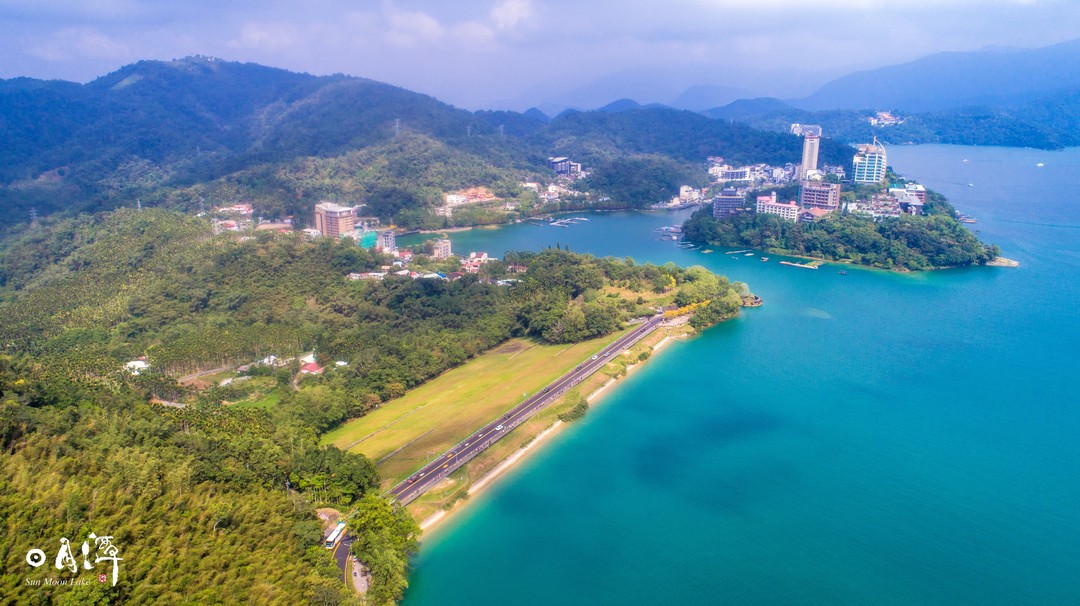 清澈湛藍的湖水💙 -