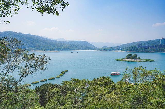 喜歡這樣幽幽靜靜的日月潭