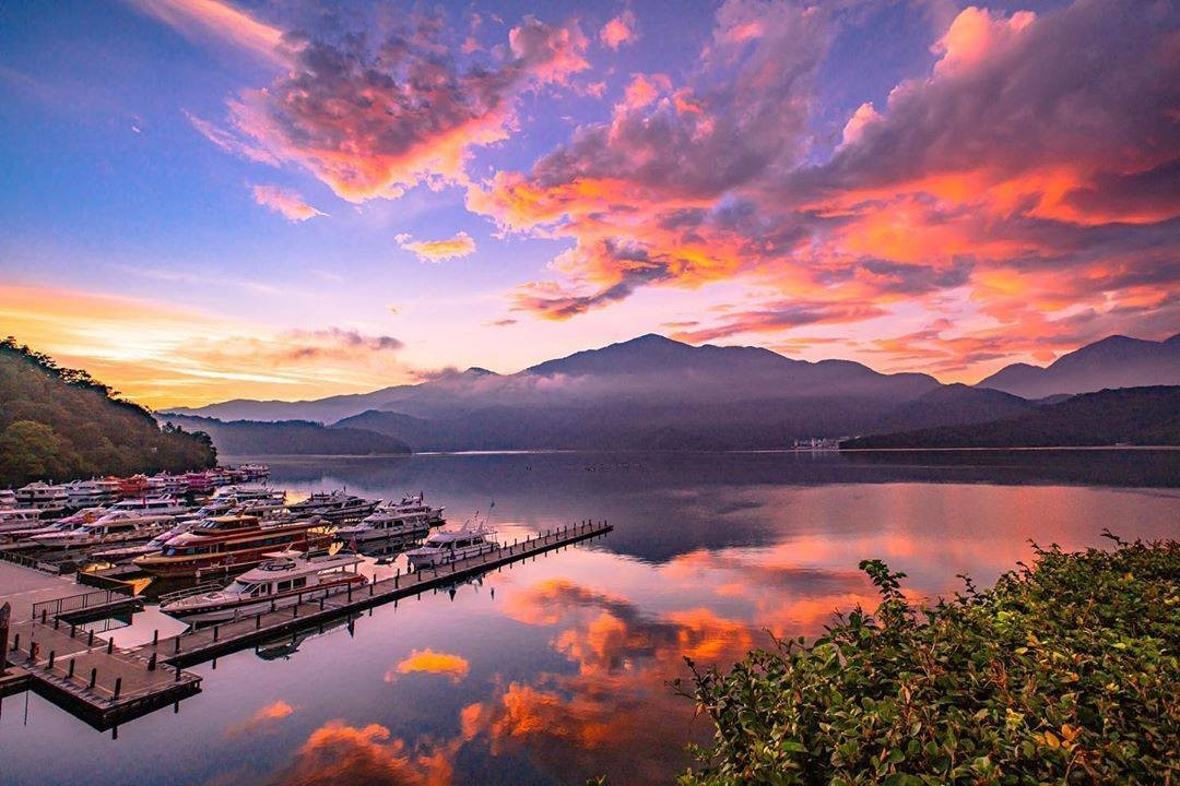 天亮了誰還沒睡呢?