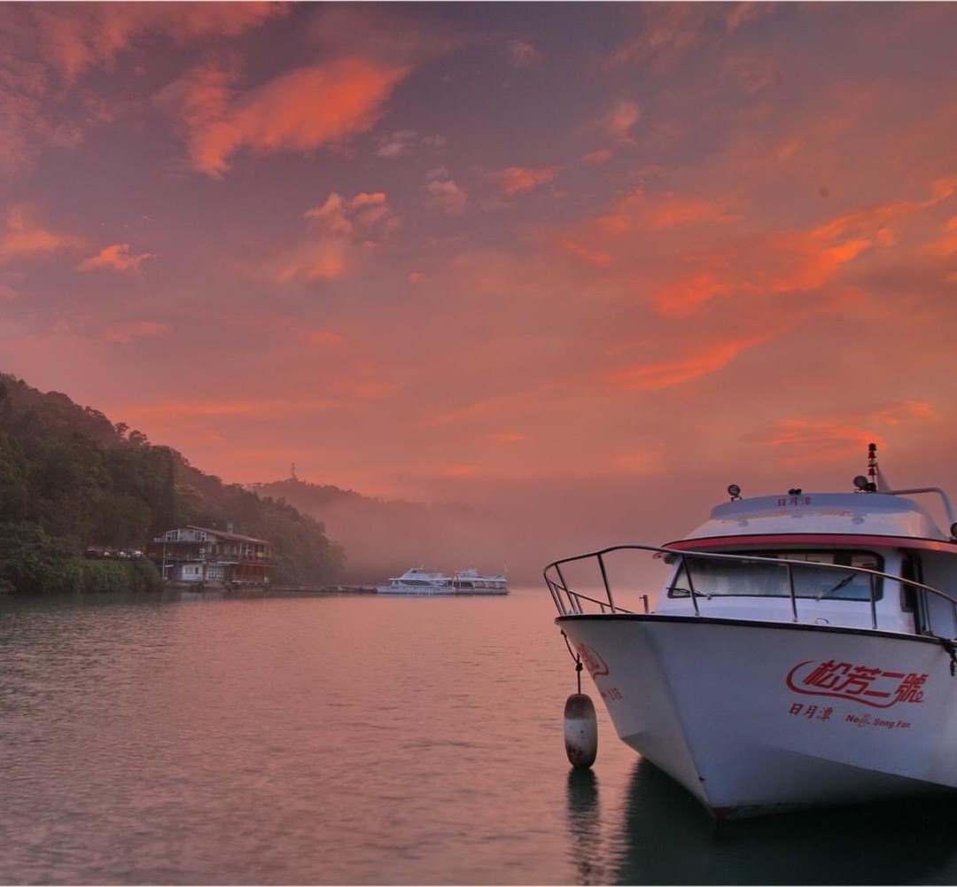 白天與黑夜交接之時