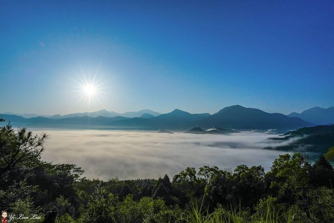 清晨沐浴在陽光裡