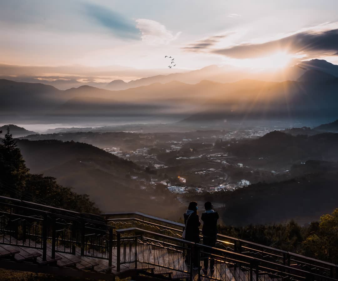 有你在身邊的景色 最美❤