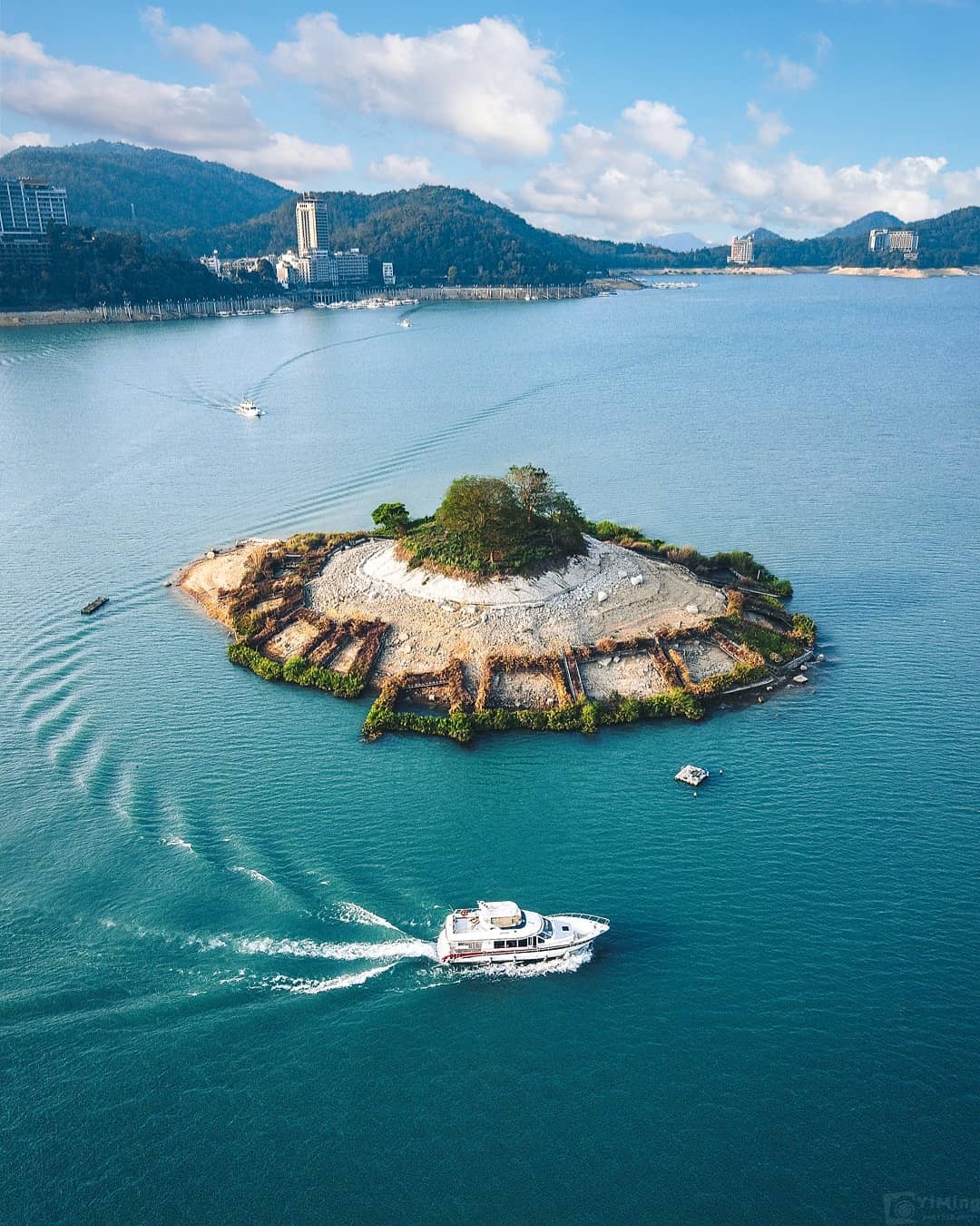 大家知道很久很久以前的拉魯島上有步道嗎?