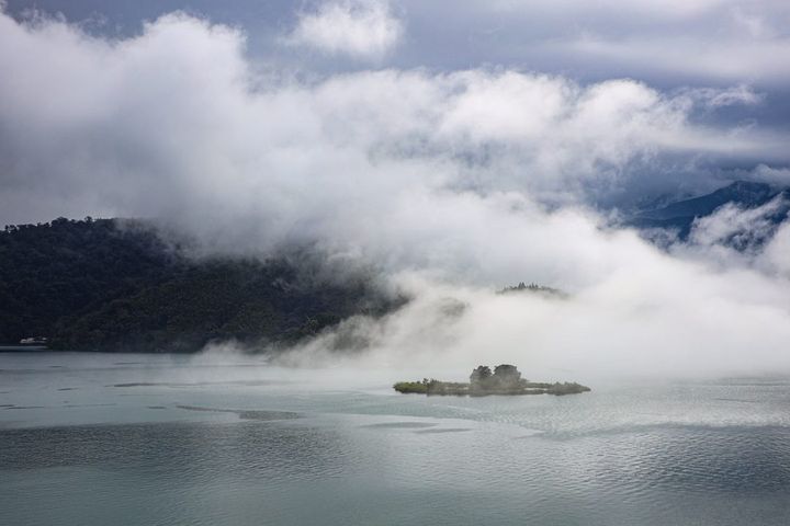 是雪崩還是海嘯？！