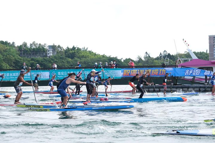 台灣人必做三件事系列2/12