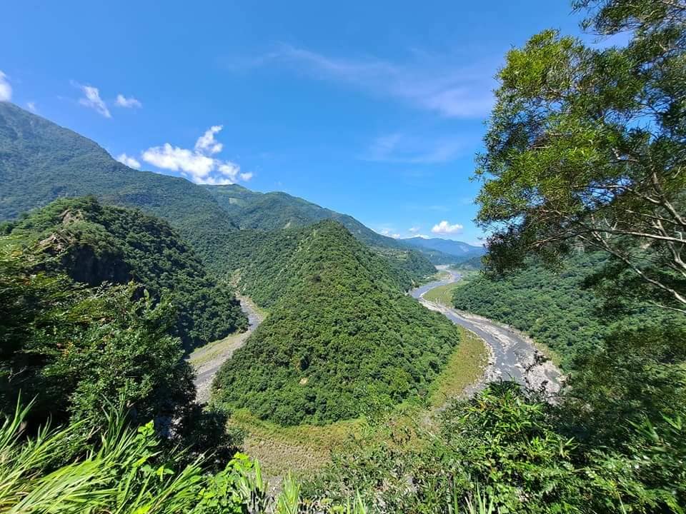 今天我們一起去姑姑山看 #濁水溪最完美曲流 #土虱灣 吧！