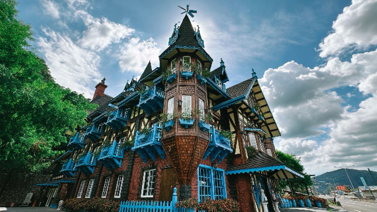 💥〚走國6下愛蘭交流道 好玩不停歇〛