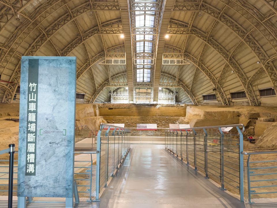 🤡〚地震來襲～是被地震嚇壞還是國家級警報驚嚇到呢？〛