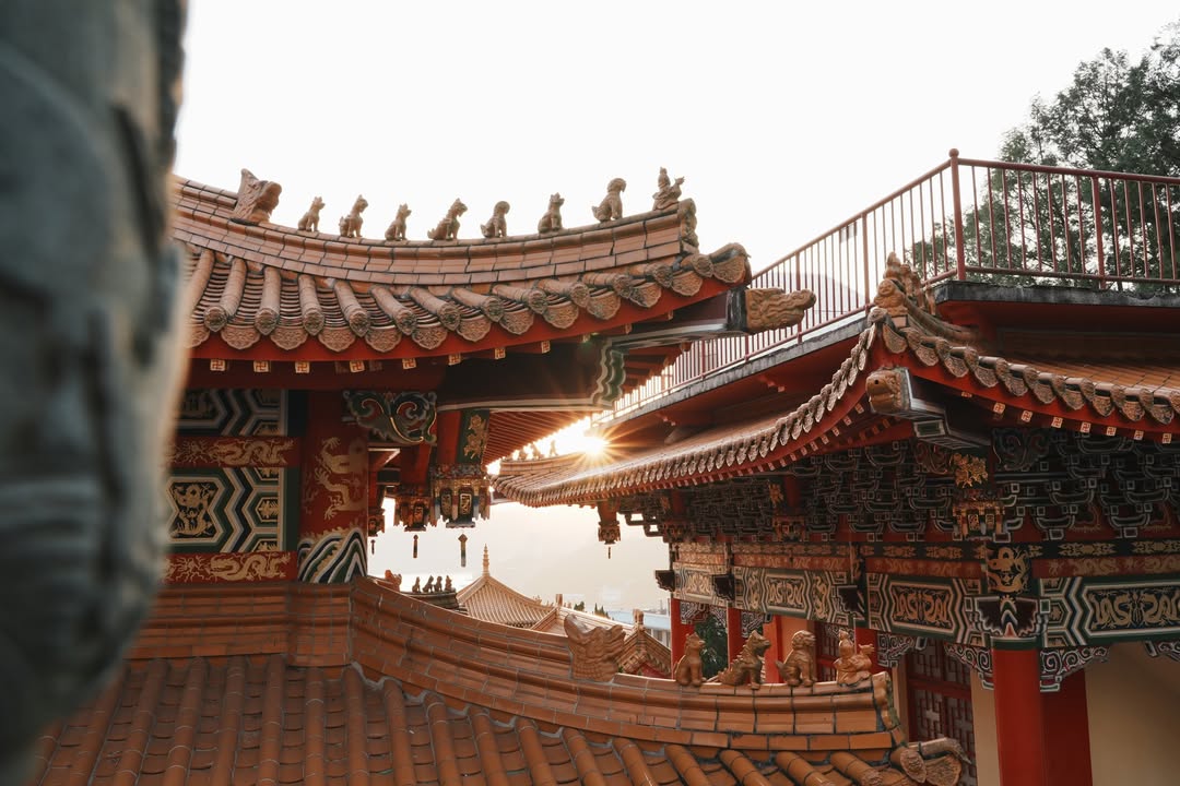 💥〚連外國人都愛去的 #文武廟〛