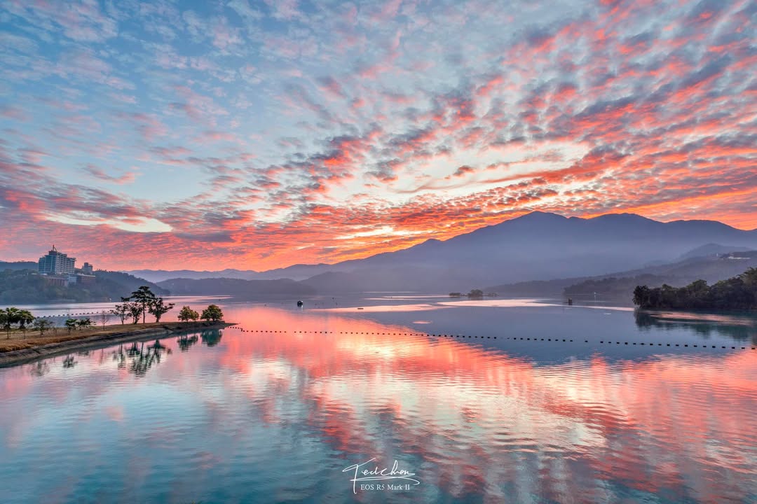 當我們還在沈睡時